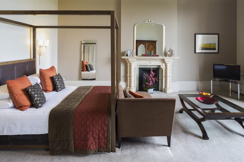 Mercure Warwickshire Walton Hall &