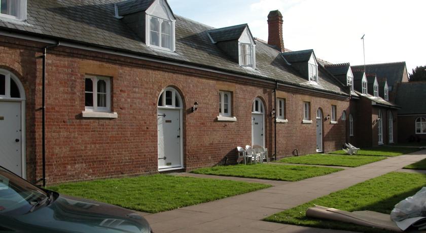 Mercure Warwickshire Walton Hall &