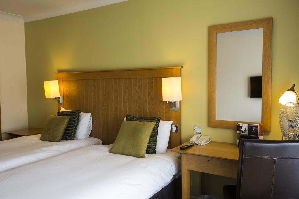 Mercure Warwickshire Walton Hall &