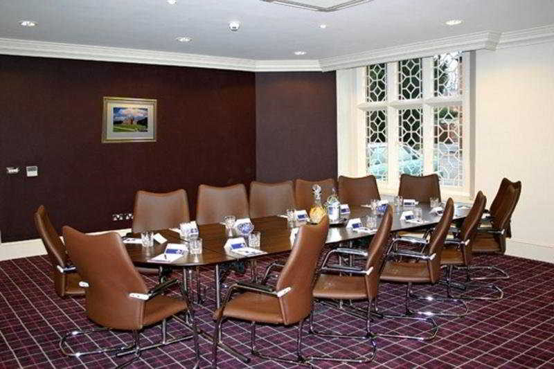 Mercure Warwickshire Walton Hall & 4*