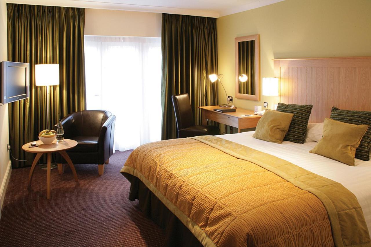 Mercure Warwickshire Walton Hall & 4*